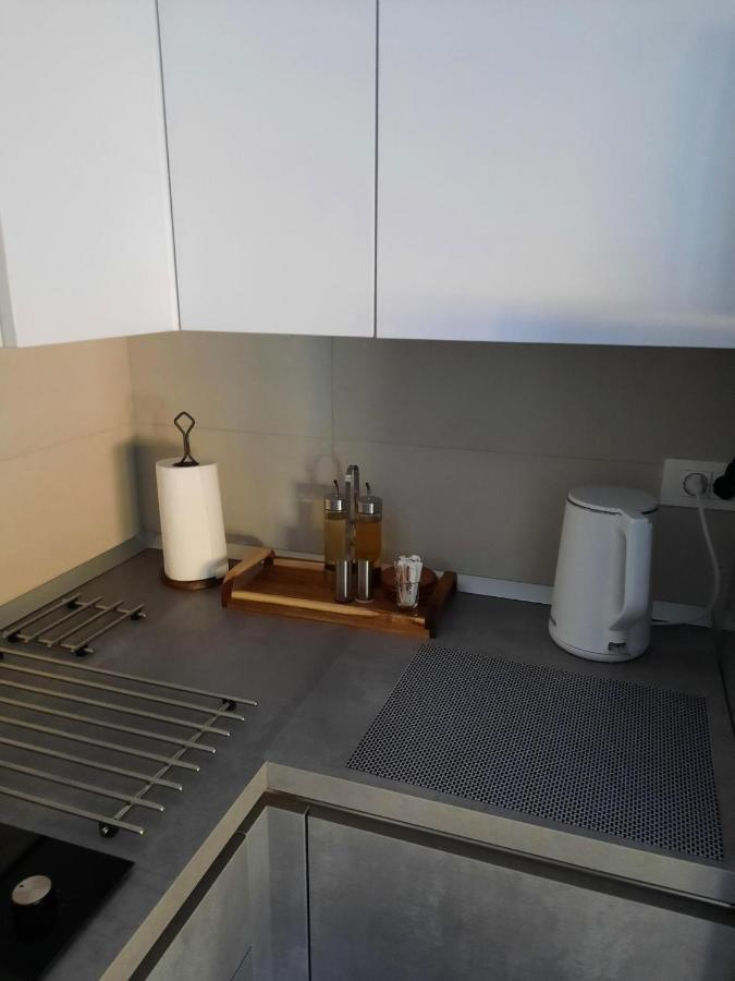Apartmani Nerium โลวิสเต ภายนอก รูปภาพ
