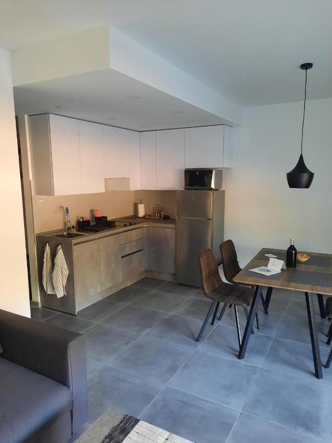 Apartmani Nerium โลวิสเต ภายนอก รูปภาพ